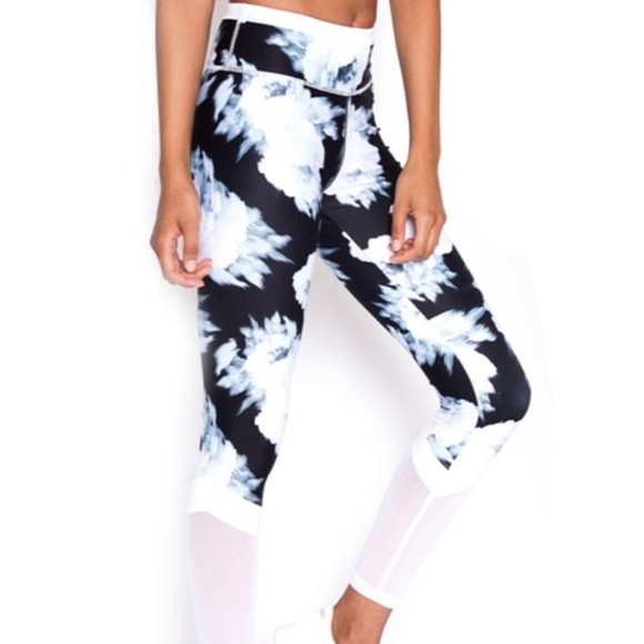 All Fenix Pants - All Fenix White Night Workout Leggings